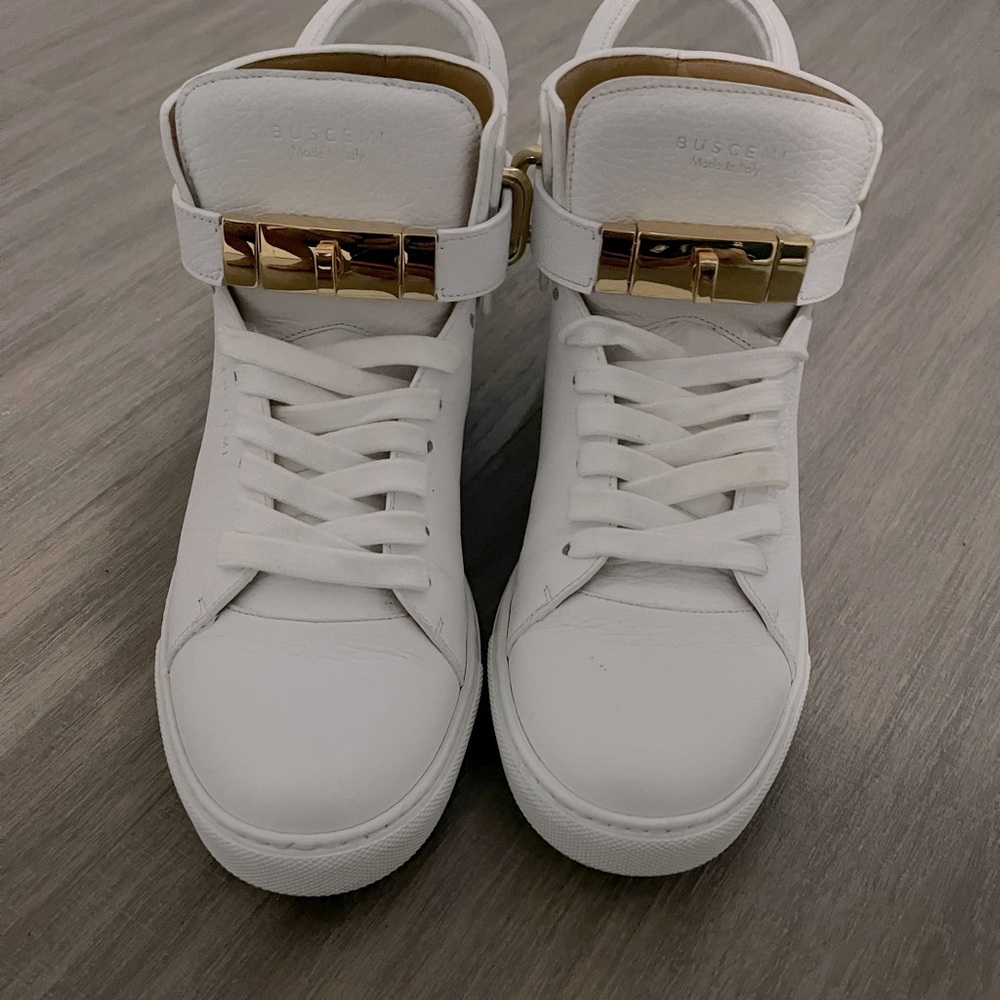 Buscemi high tops - size 42 - white